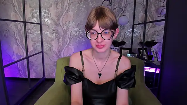 RubySoft live sex cam