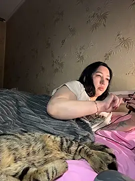 Naughtbaby_2025's cam snapshot