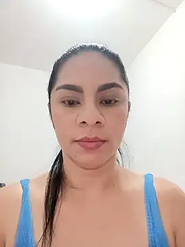 luna_pinky's cam snapshot