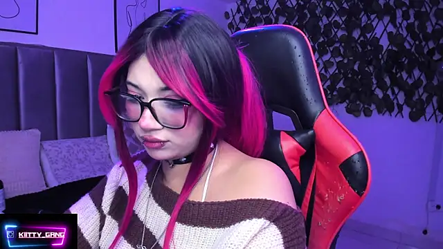 Kitty_Gang live sex cam