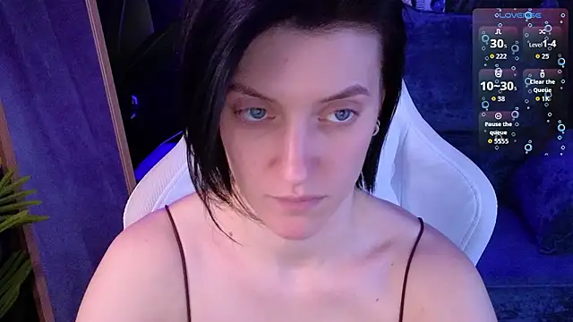 roxy_riot_'s cam snapshot