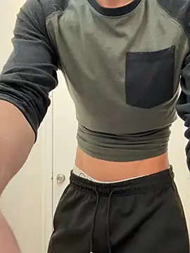 gymratforyouu live sex cam