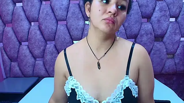 AlaSmith's cam snapshot