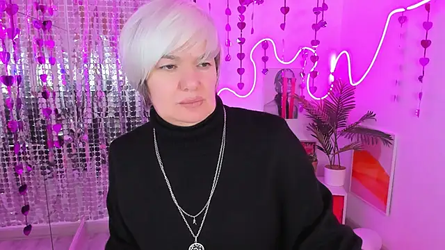 CarmenSoft live sex cam