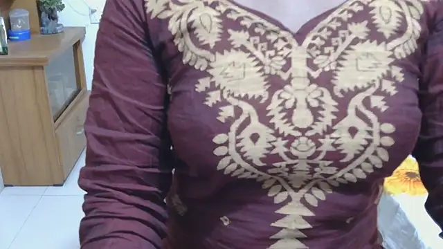 balck_beauty12's cam snapshot