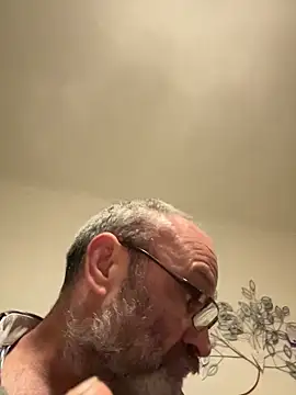 Shyboy817 live sex cam