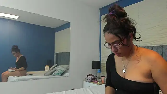 PamelaChu01's cam snapshot