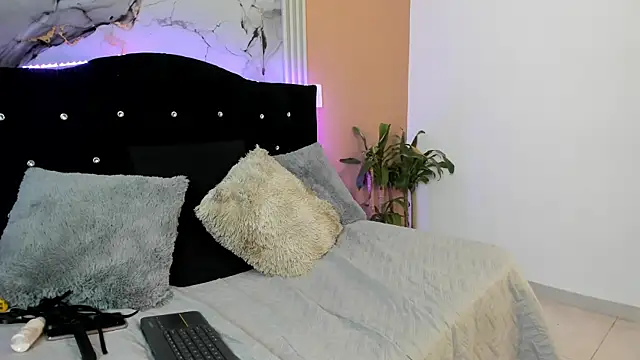 Ivy_Heat's cam snapshot