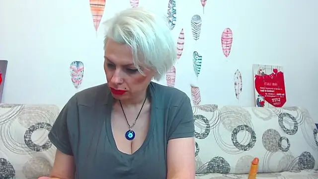 Playful_Goldie_WOW__'s cam snapshot