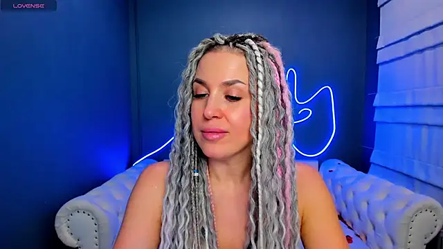 rock_n_roxy's cam snapshot