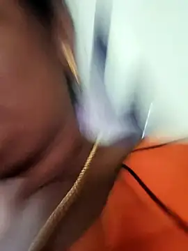 yamini1431 live sex cam