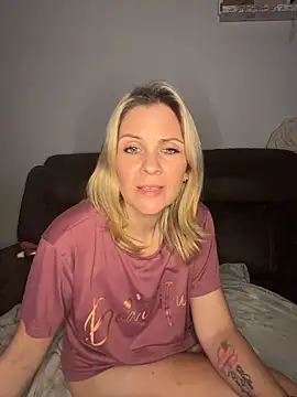 Lexi-Lux-X live sex cam