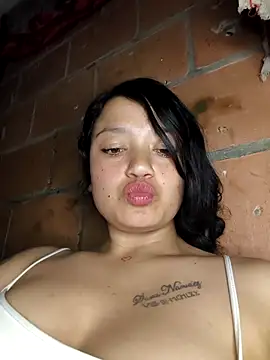 Bloom_Dahlia's cam snapshot