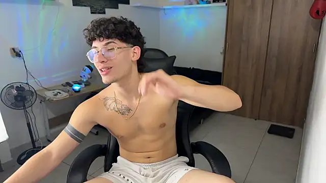 Kisan_Smith live sex cam