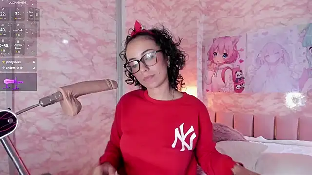 sarah_sluty's cam snapshot