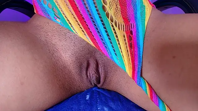 naomi_kyse's cam snapshot