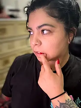 kimmiakiss22 live sex cam