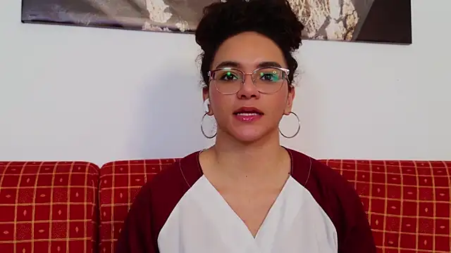 Taylor_Tina's cam snapshot