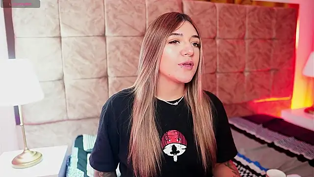 ashleyvalirya's cam snapshot