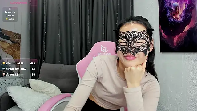 HelenBlazeTrt live sex cam