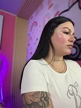 Megaan__More's cam snapshot