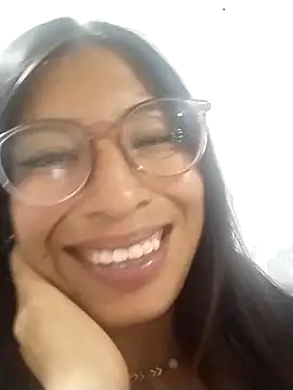 Megan_Darcy's cam snapshot