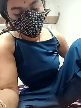 Cut_madhuri's cam snapshot