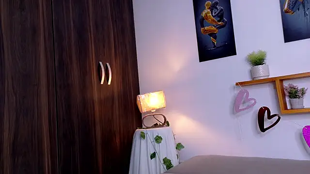 nairagold_'s cam snapshot