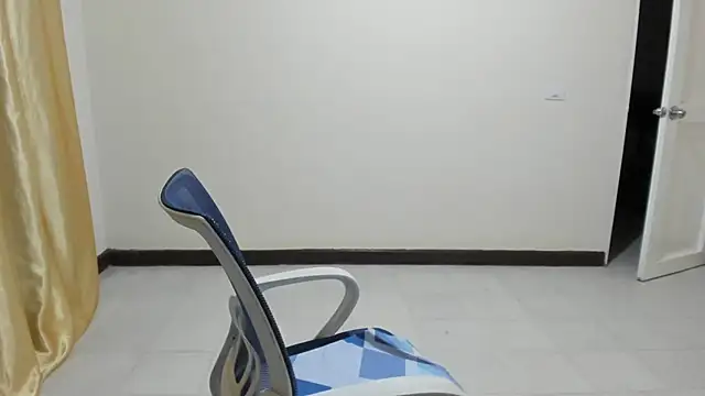 Dulcemilfi's cam snapshot