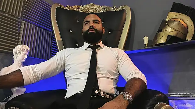 BeardAndrew live sex cam