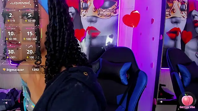 dolly_boob live sex cam