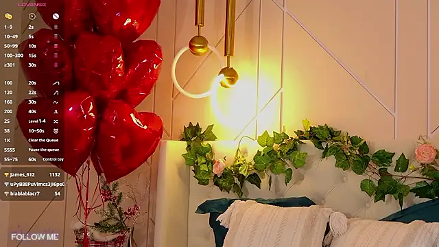 Lolly_Neal's cam snapshot