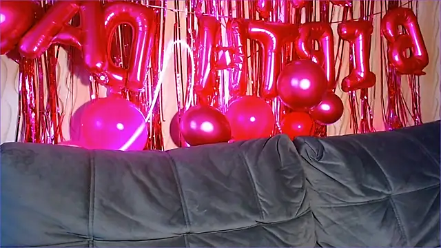 Find_My_Grace's cam snapshot