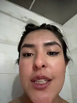 kim_zaratte live sex cam