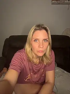 Lexi-Lux-X live sex cam