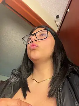 Lismar_fire's cam snapshot