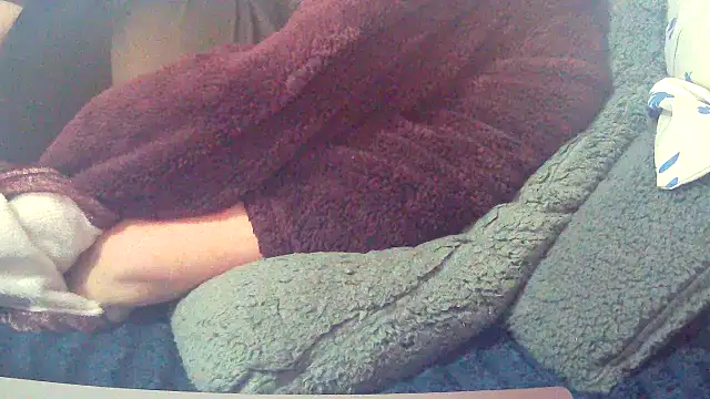 Playful_MILF_Demi's cam snapshot