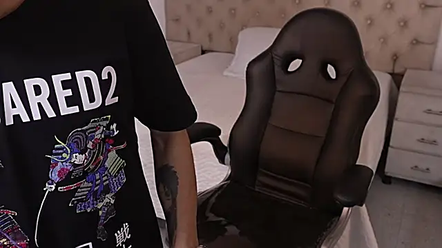 JhoanLeandro live sex cam