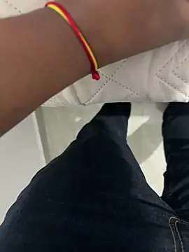 Danimiles live sex cam