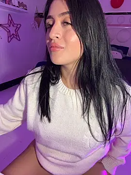 lucianaroy live sex cam