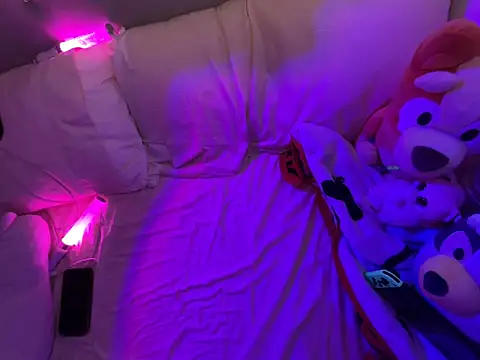 Onlypawzz's cam snapshot