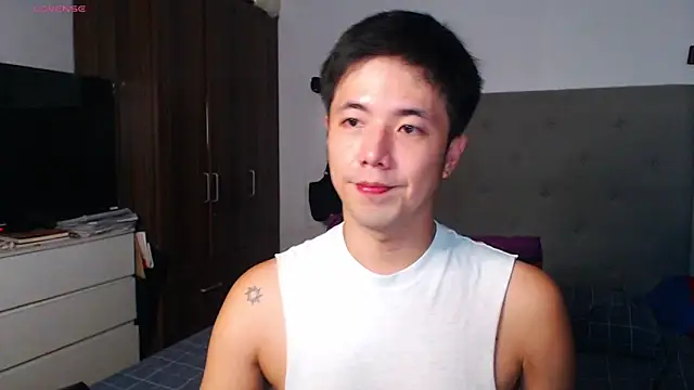 Addictiveboi live sex cam