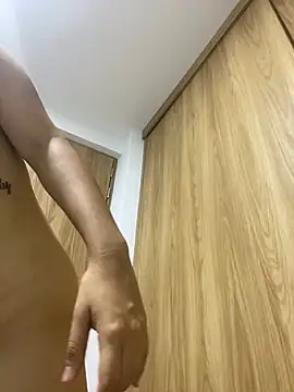 Gaby_fosterr14's cam snapshot