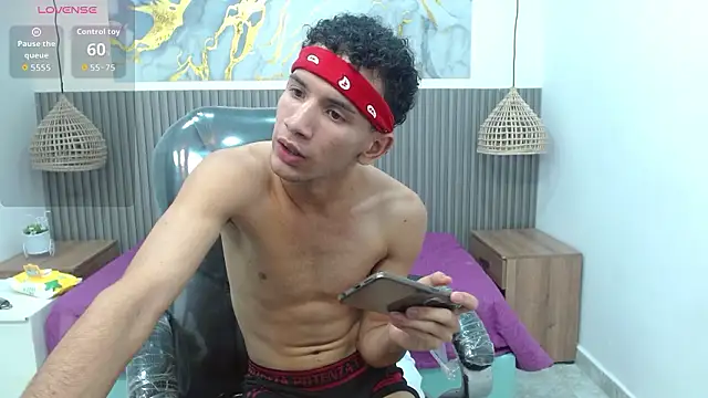 JDWhite18 live sex cam