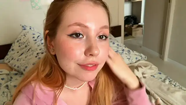 HoneyAudrey live sex cam