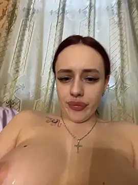 Lisaaan live sex cam