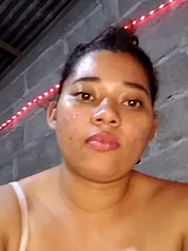 Violethroos live sex cam