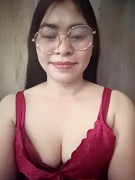 Caniroom_bia's cam snapshot