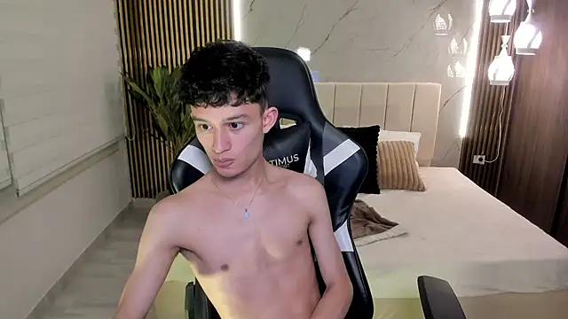 Patrick_Howland_ live sex cam