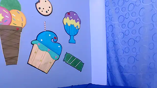 skinnysexzara18's cam snapshot